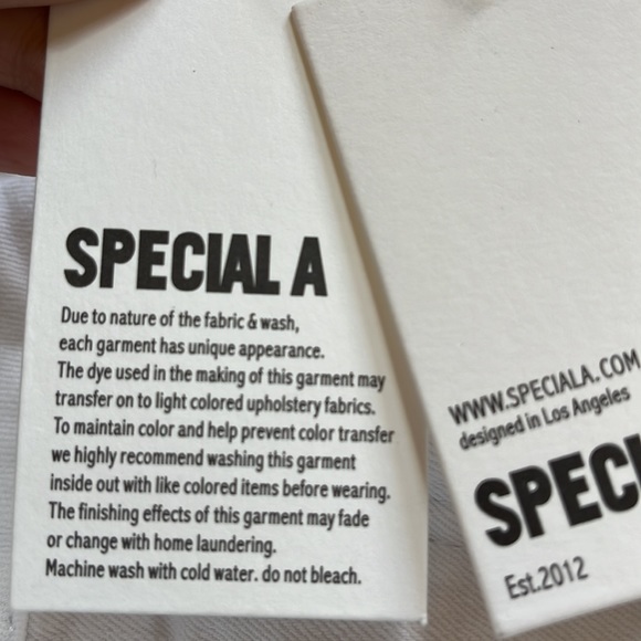 Special A NWT no flaws bright white denim with light ripping - Picture 4 of 12